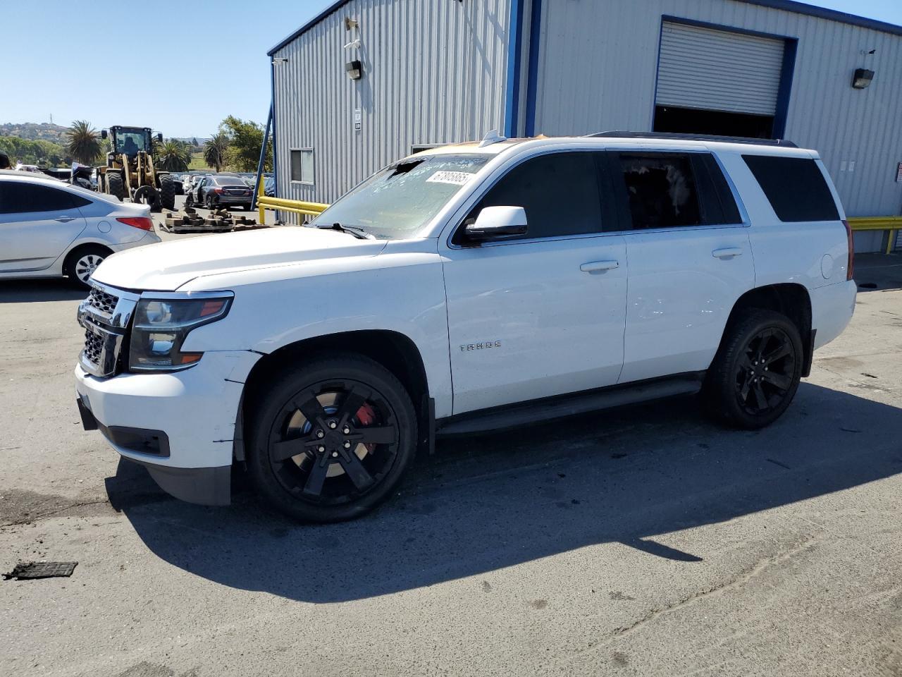 2018 CHEVROLET TAHOE 1GNSCAKC7JR203274