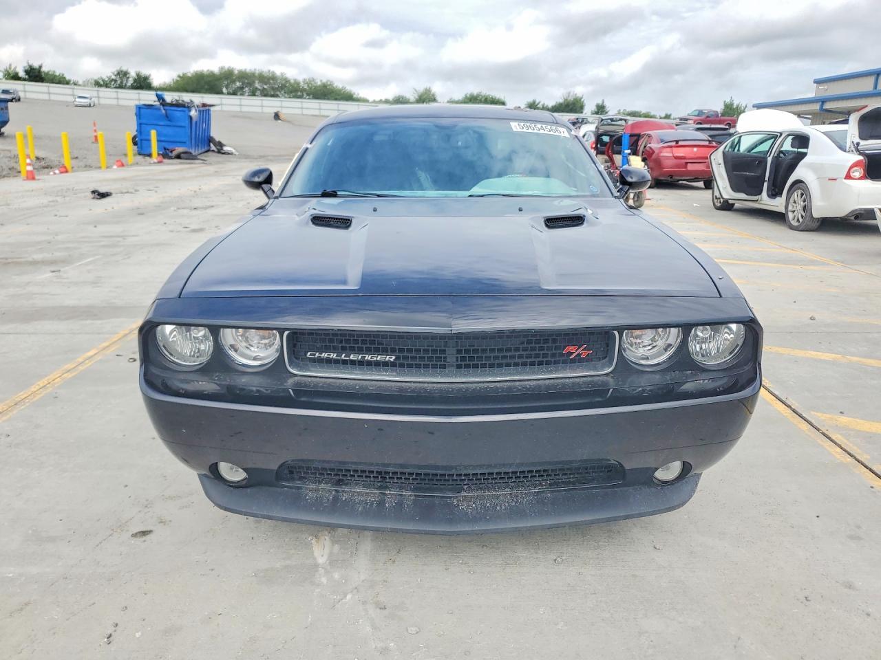 2C3CDYBT5DH533717 2013 DODGE CHALLENGER photo no. 5