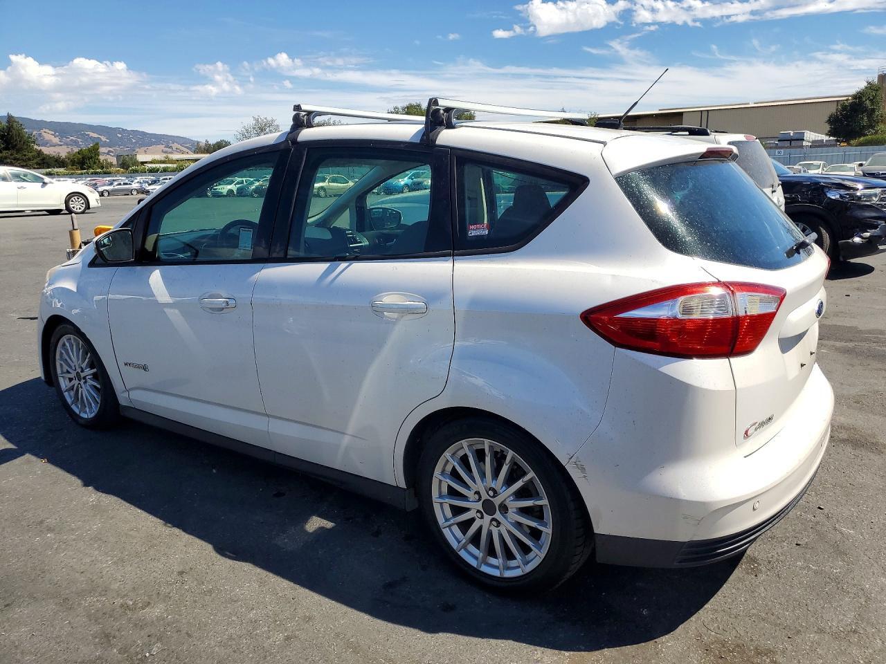 1FADP5AU2DL510615 2013 FORD C-MAX photo no. 2