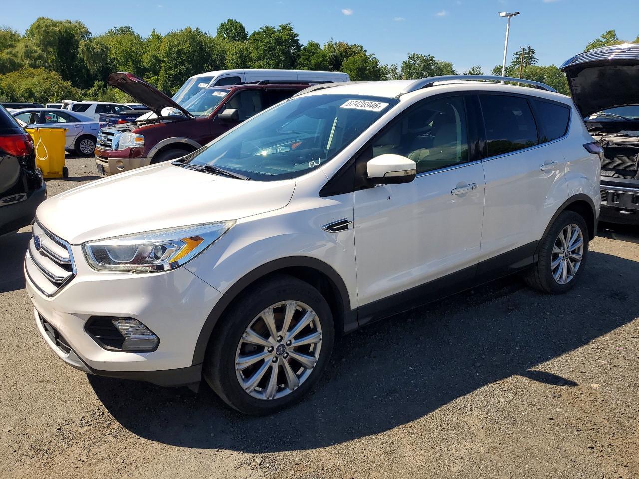 2017 FORD ESCAPE 1FMCU9J97HUE18414