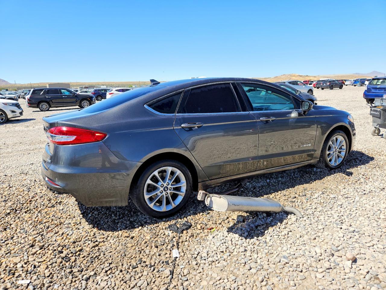 2019 FORD FUSION SE — Фото 3 из 12