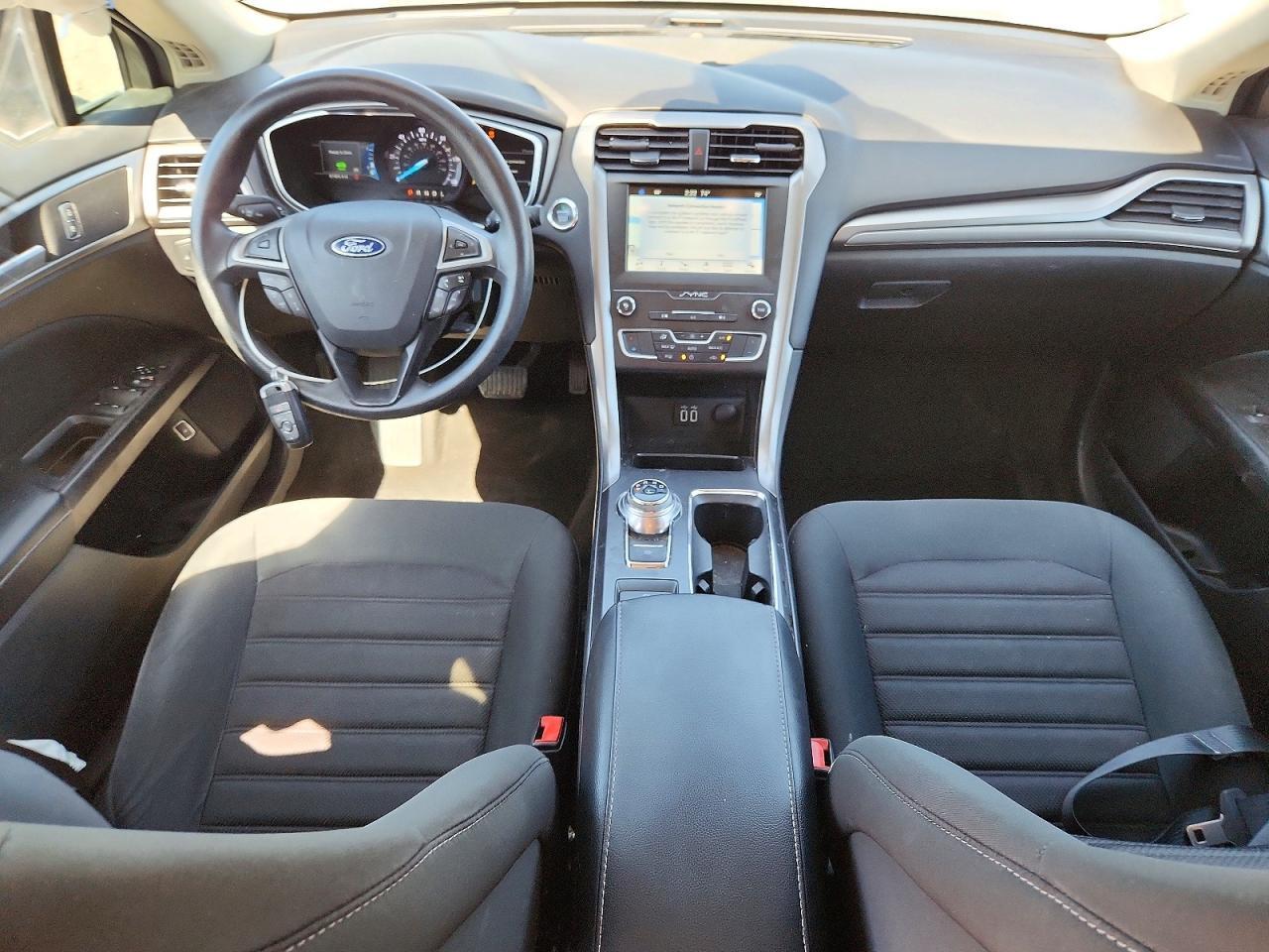 2019 FORD FUSION SE — Фото 8 из 12