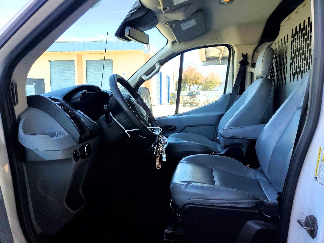 2016 FORD TRANSIT T-250 SRW LOW ROOF DELIVERY VAN — Фото 7 из 12