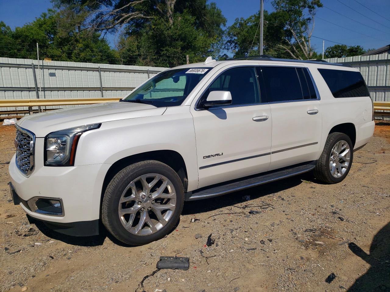 2018 GMC YUKON XL 1GKS2HKJXJR214552