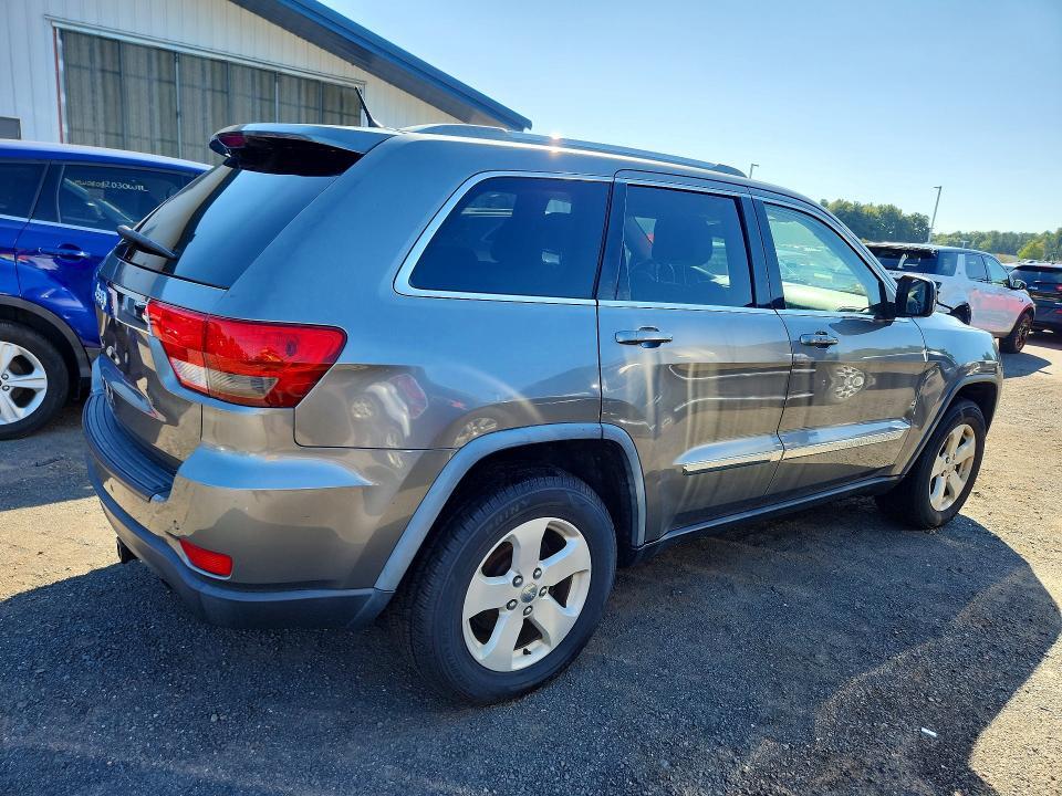 2012 JEEP GRAND CHEROKEE LAREDO — Фото 3 из 13