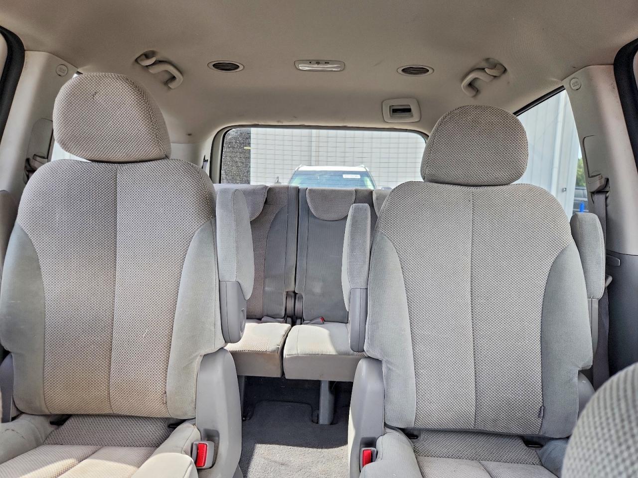 KNDMH4C71C6497507 2012 KIA SEDONA photo no. 10