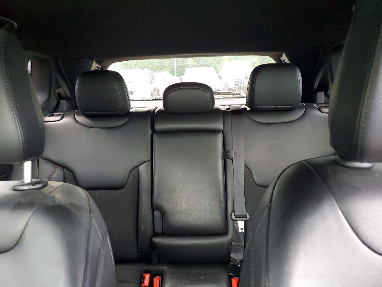 2025 JEEP COMPASS TRAILHAWK — Фото 10 из 13