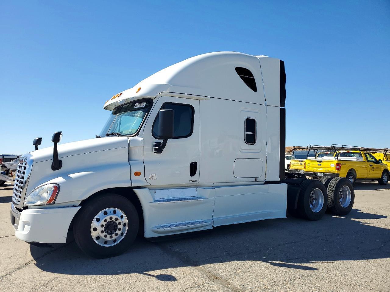 2014 FREIGHTLINER CASCADIA 3AKJGLD52ESFV9322