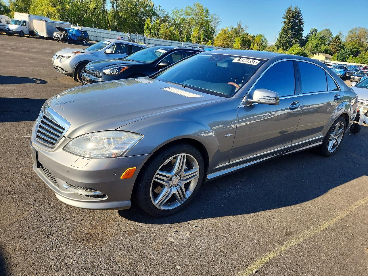 2012 MERCEDES-BENZ S WDDNG7DB5CA463942