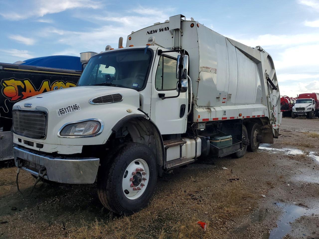 2017 FREIGHTLINER M2 1FVHCYCY0HHHY6039