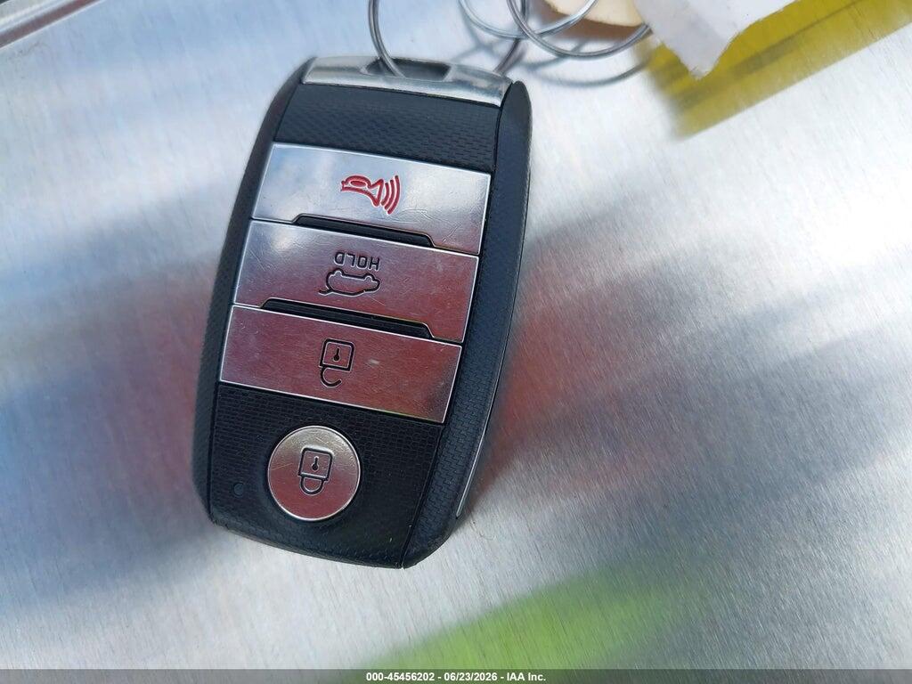 KNDCB3LC2K5238002 2019 KIA NIRO photo no. 11