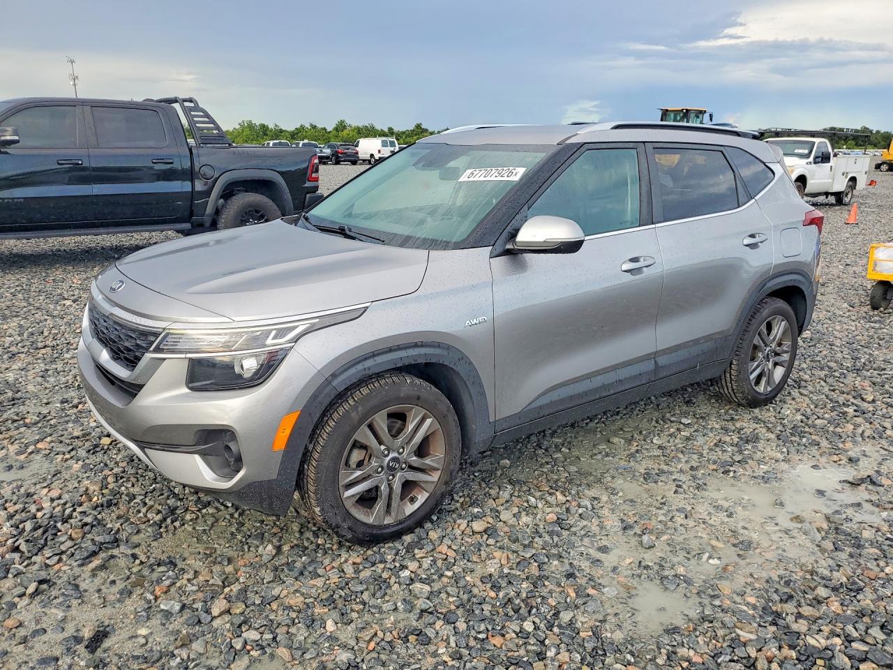 2021 KIA SELTOS KNDEUCAA0M7157849