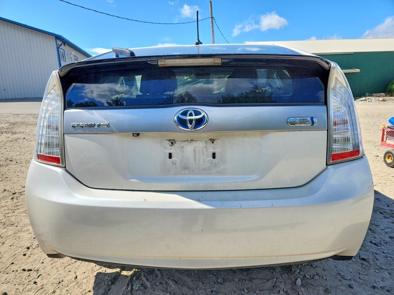 2012 TOYOTA PRIUS PLUG-IN HYBRID ADVANCED — Фото 6 из 12