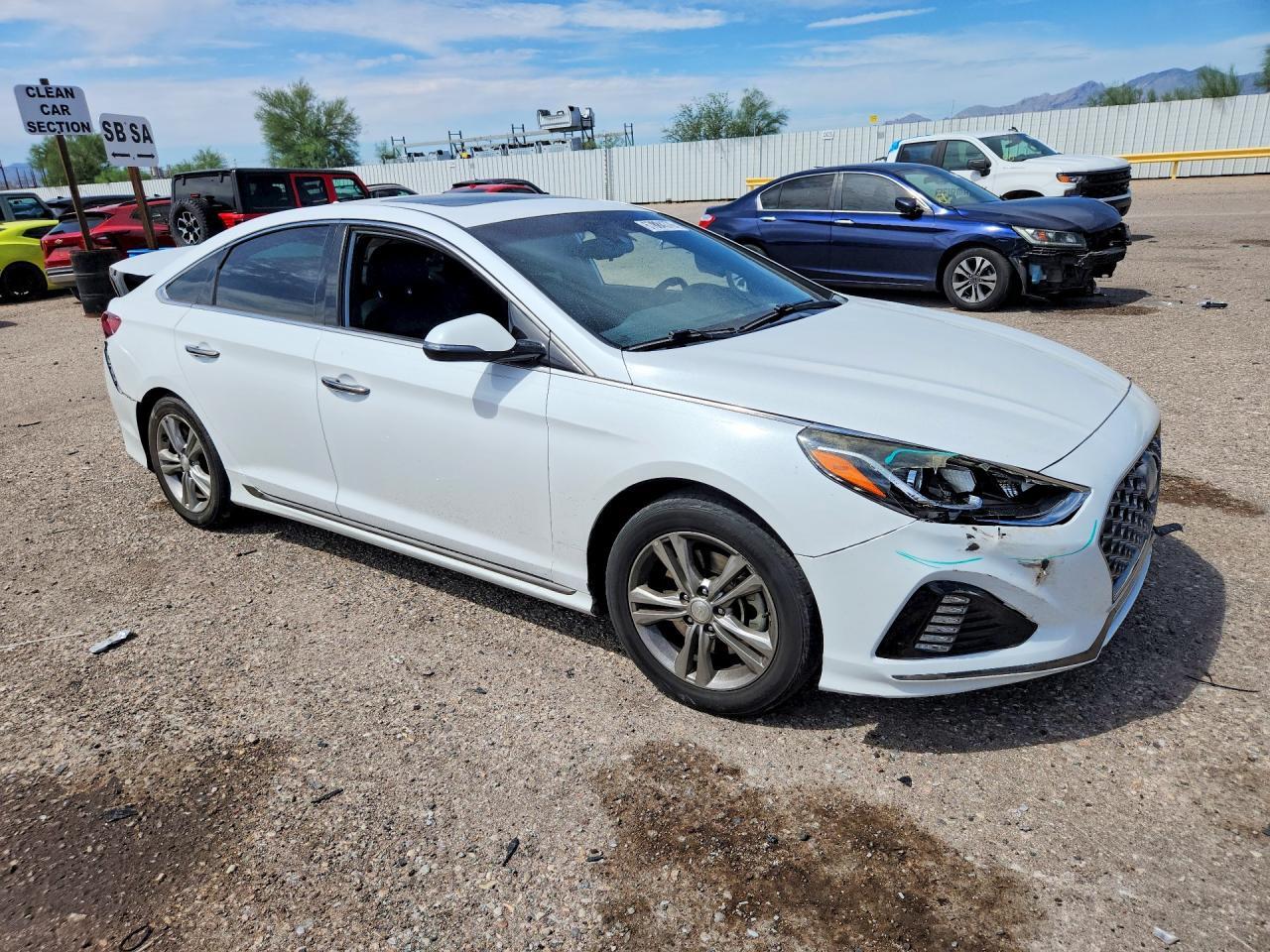 2018 HYUNDAI SONATA SPORT+ — Фото 4 из 13
