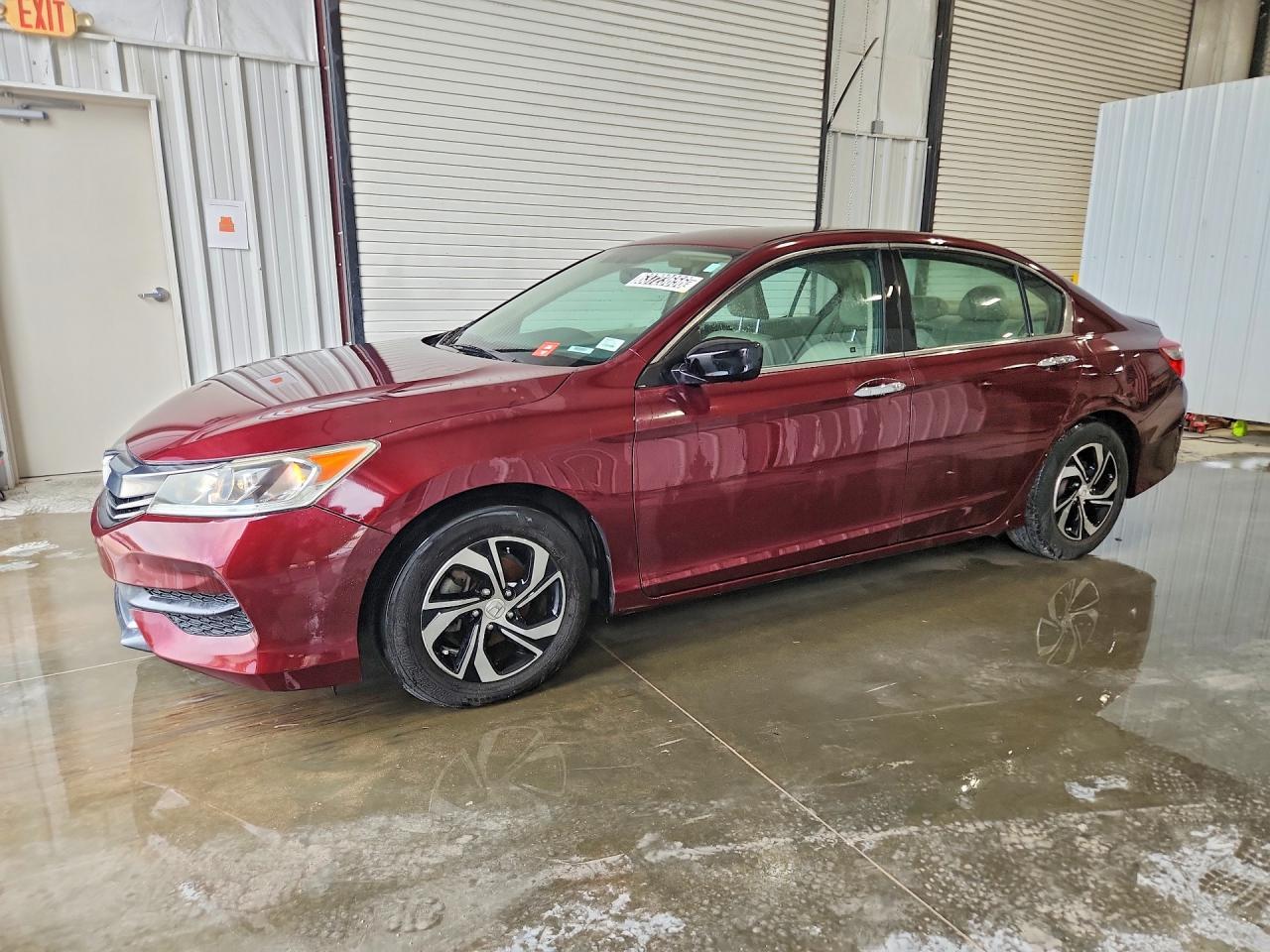 2017 HONDA ACCORD 1HGCR2F33HA153172
