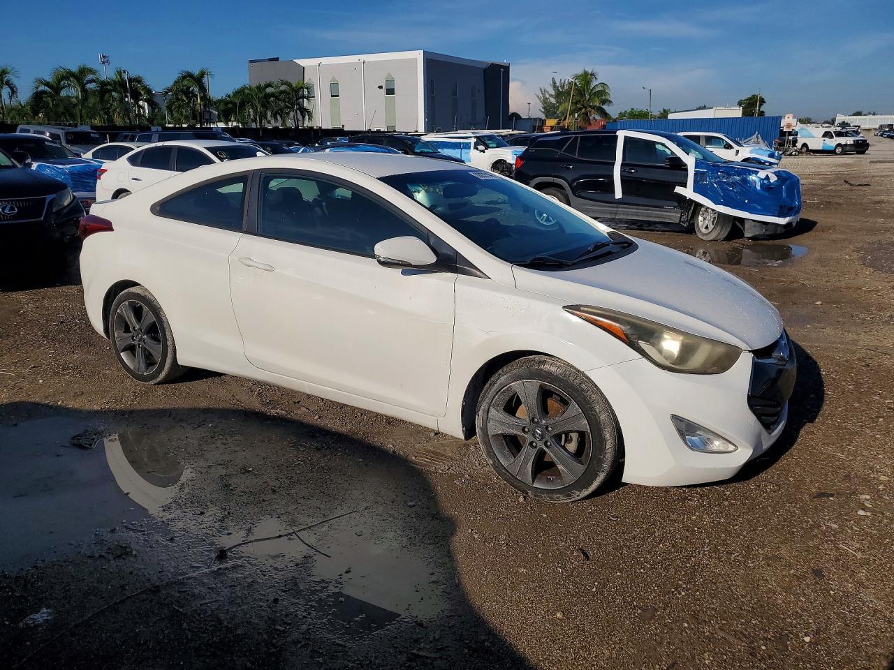 KMHDH6AH1EU026586 2014 HYUNDAI ELANTRA COUPE photo no. 4