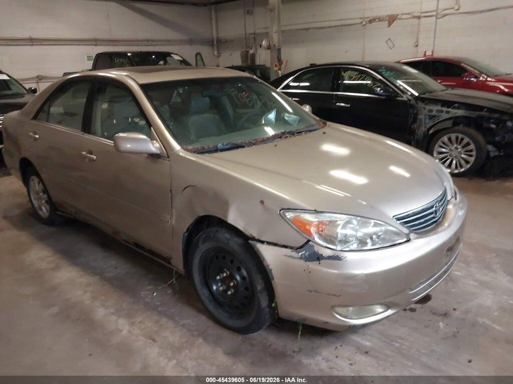 4T1BF30KX3U061701 2003 TOYOTA CAMRY photo no. 1