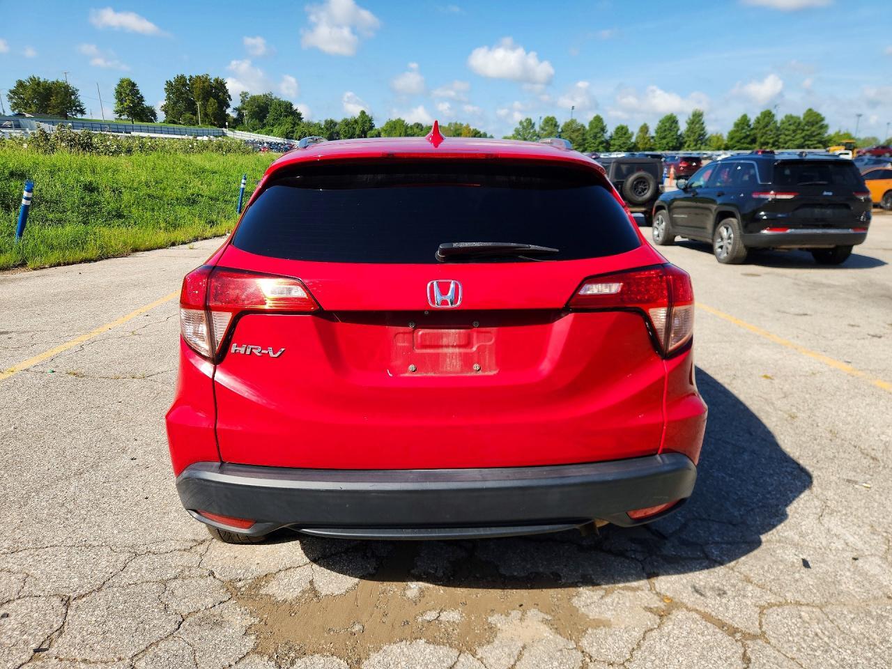 3CZRU5H71HM715575 2017 HONDA HR-V photo no. 6