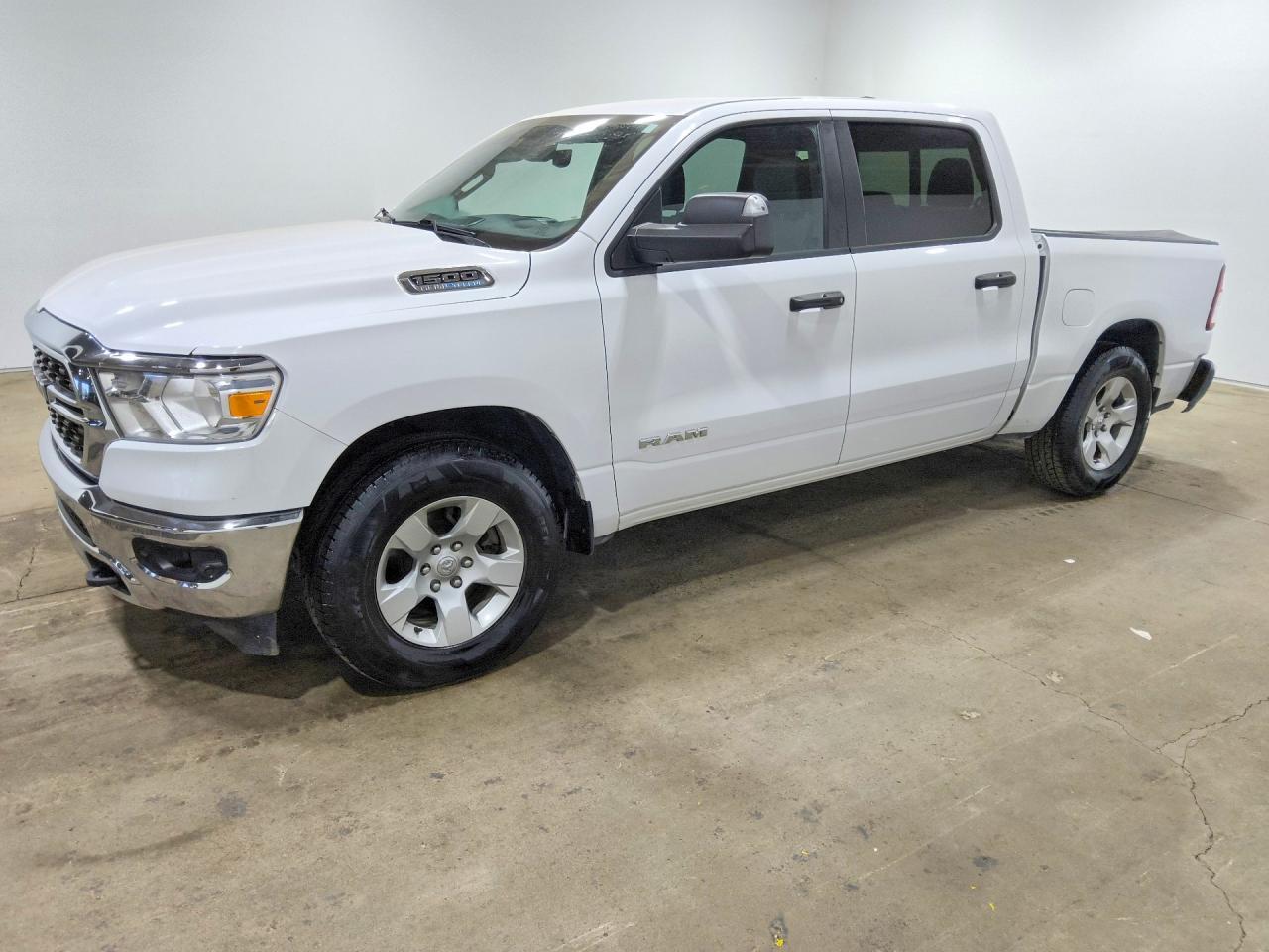 2023 RAM 1500 1C6SRFFT1PN523566