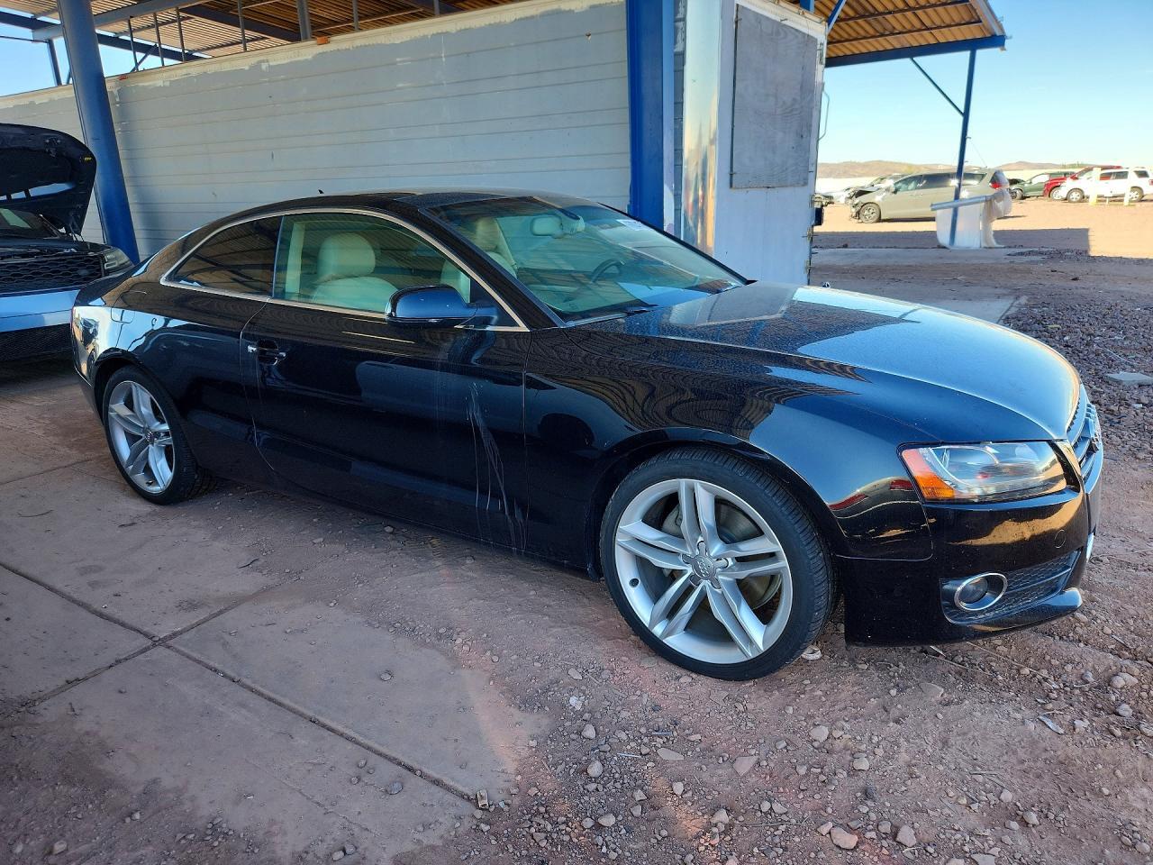 WAULFAFR7BA004421 2011 AUDI A5 photo no. 4