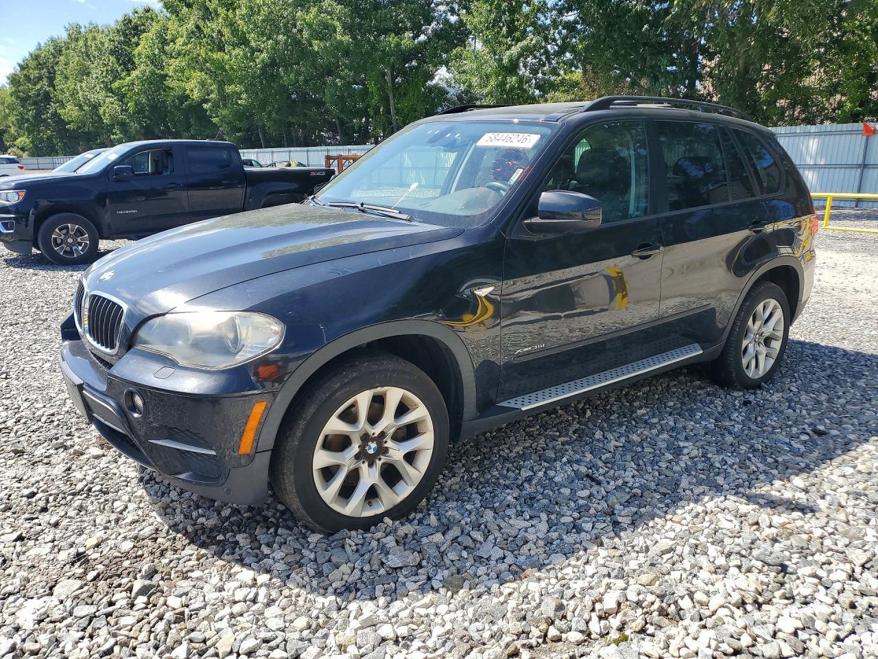 2011 BMW X5 5UXZV4C50BL404939
