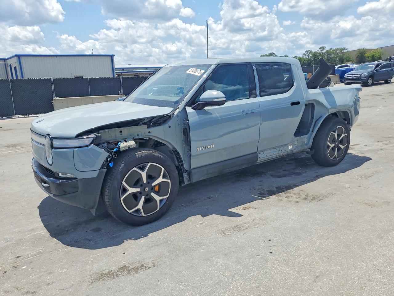 2022 RIVIAN R1T 7FCTGAAA4NN006751