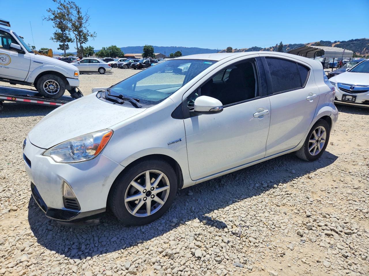 2013 TOYOTA PRIUS C JTDKDTB38D1043894