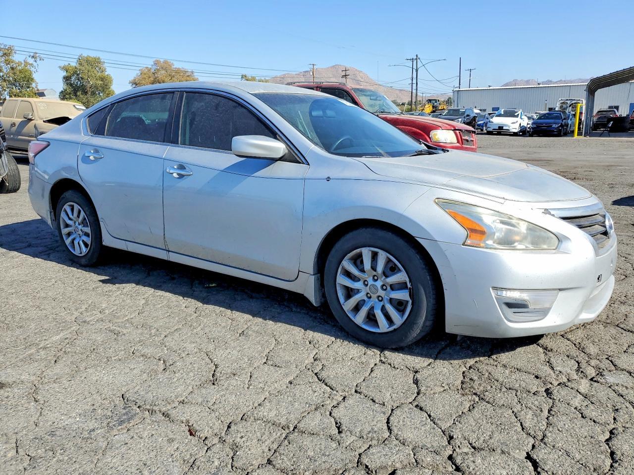 2015 NISSAN ALTIMA 2.5 S — Фото 4 из 12