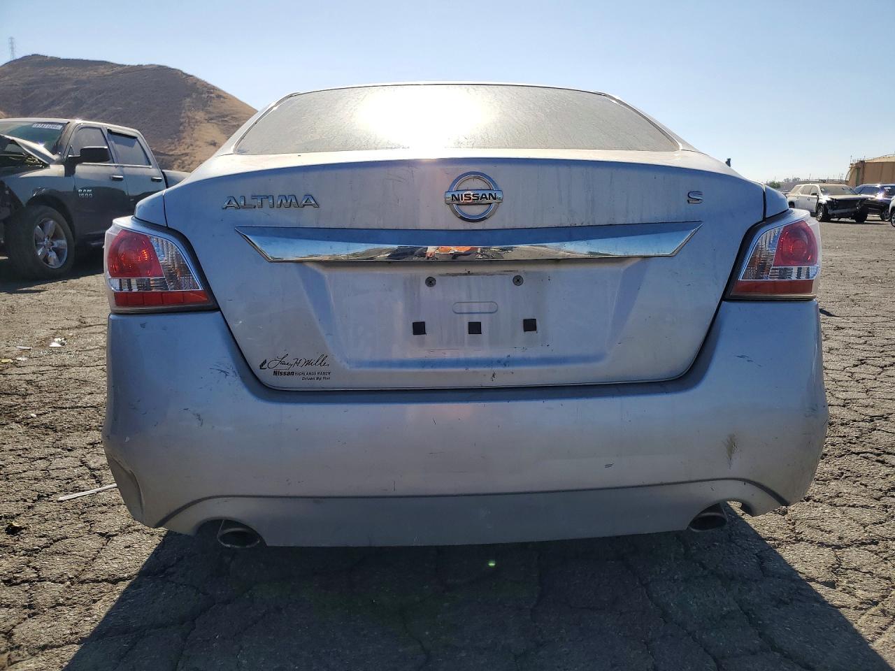 2015 NISSAN ALTIMA 2.5 S — Фото 6 из 12
