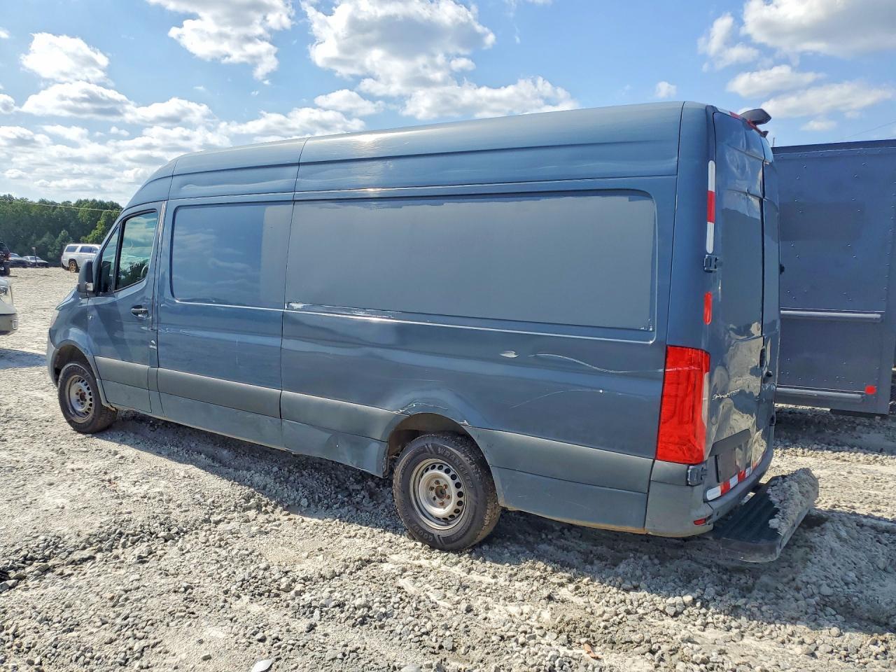 2019 MERCEDES-BENZ SPRINTER 2500/3500 DELIVERY VAN — Фото 2 из 13