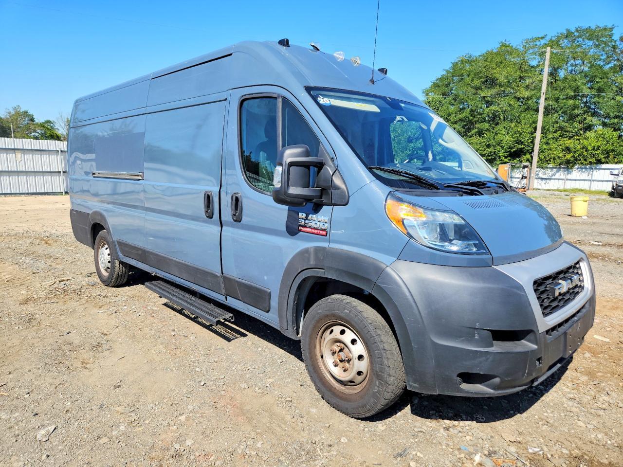 2020 RAM PROMASTER 3500 DELIVERY VAN — Фото 4 из 13