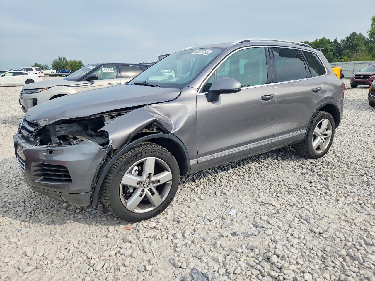 2013 VOLKSWAGEN TOUAREG WVGEP9BP3DD002724