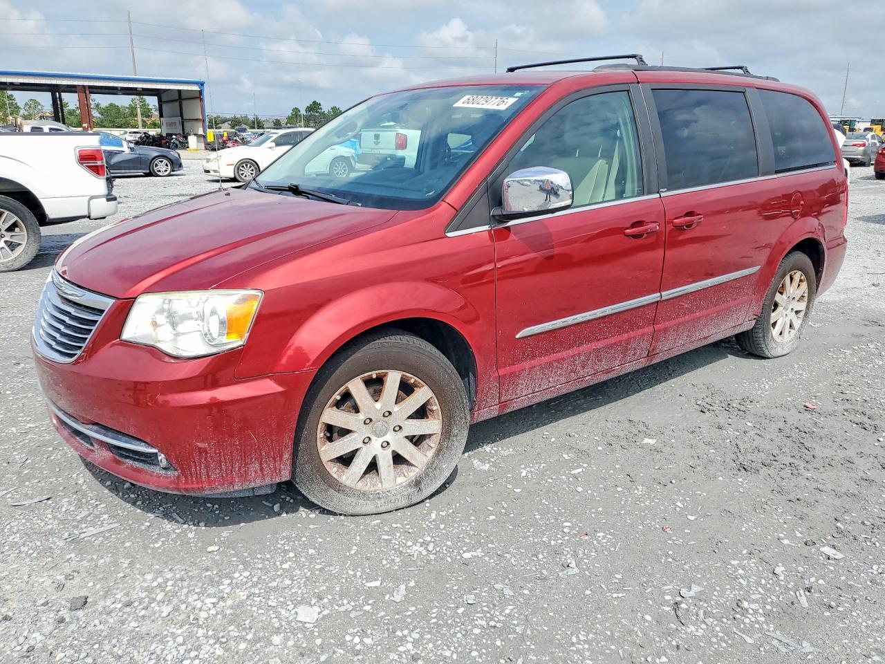 2011 CHRYSLER TOWN & COUNTRY 2A4RR8DG8BR615157