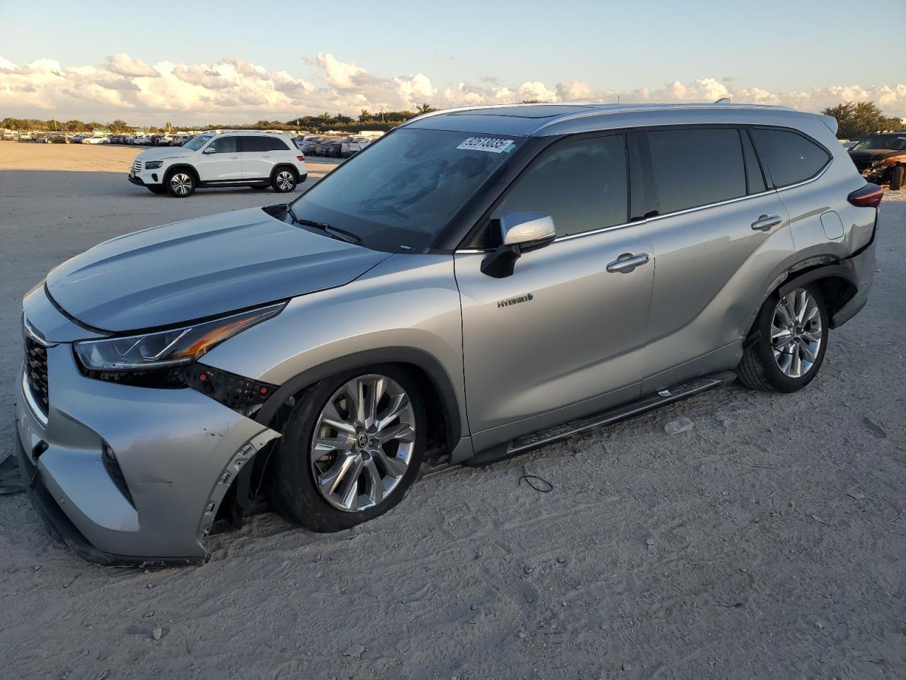 2021 TOYOTA HIGHLANDER 5TDYARAH6MS010186