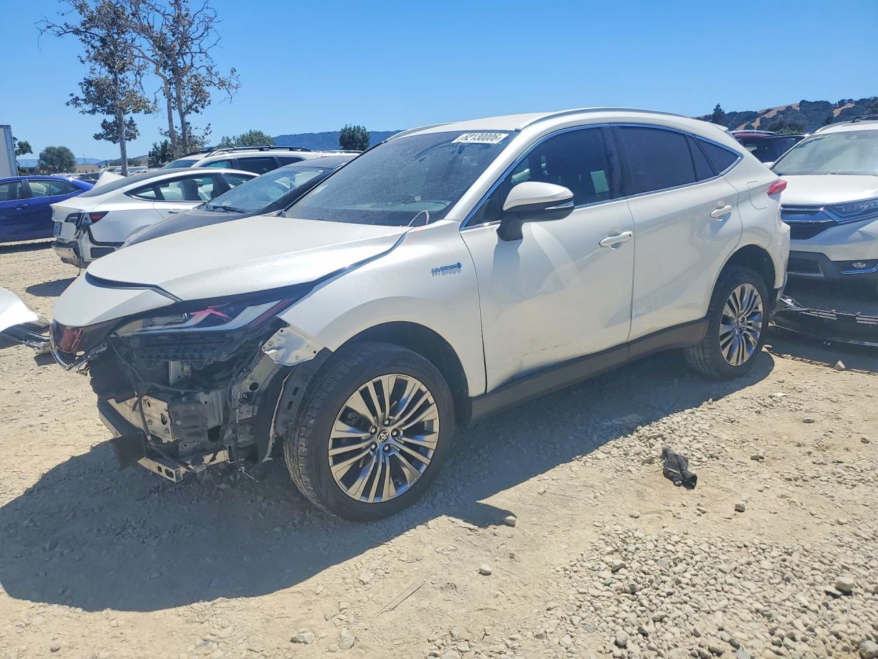 2021 TOYOTA VENZA JTEAAAAH1MJ024427