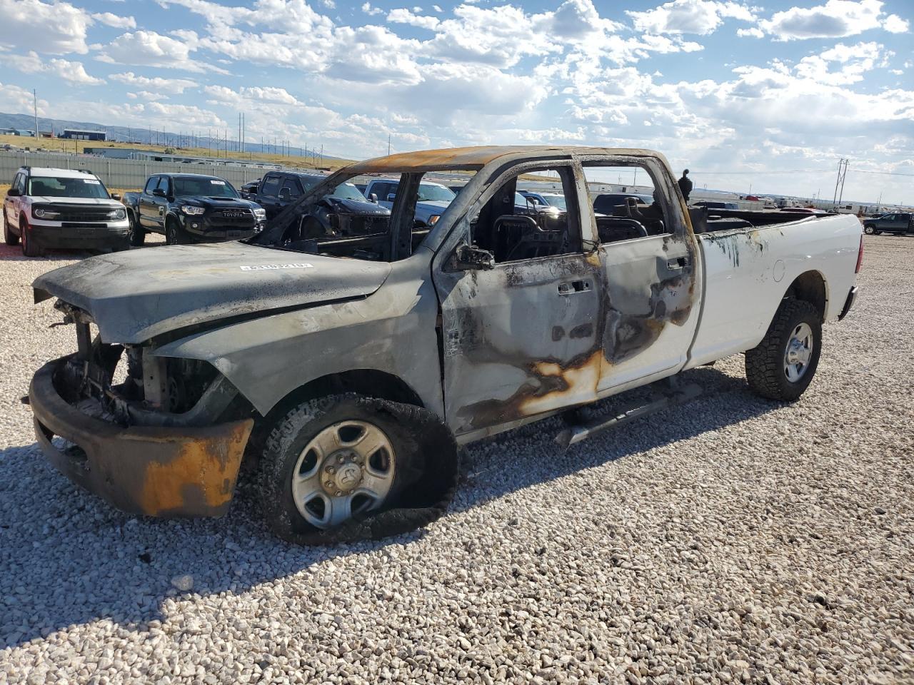 2018 RAM 2500 3C6UR5HL2JG145094