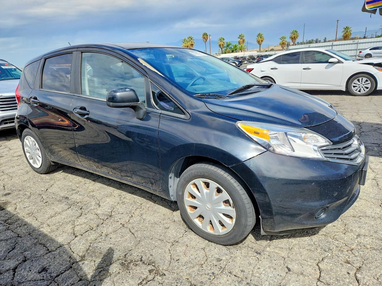 3N1CE2CP8EL355367 2014 NISSAN VERSA NOTE photo no. 4