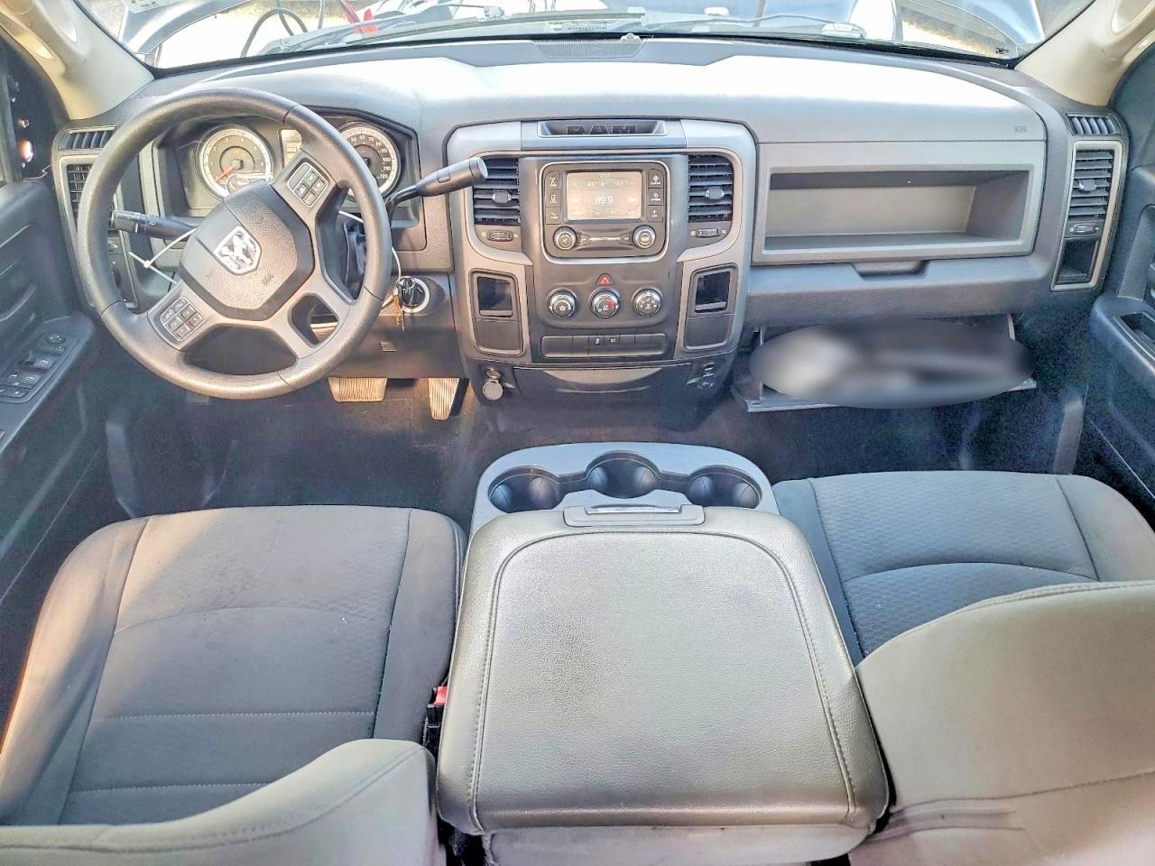 2014 RAM 1500 ST — Фото 8 из 12