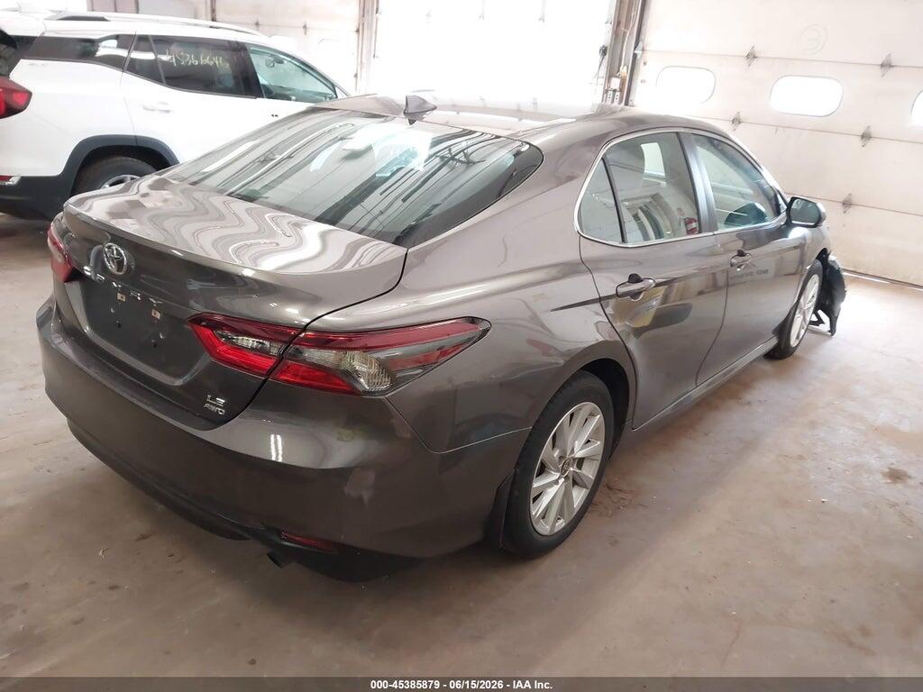 4T1C11BK3NU066925 2022 TOYOTA CAMRY photo no. 4