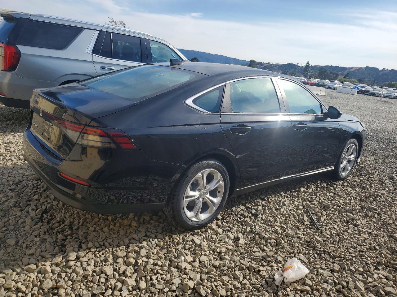 1HGCY1F26TA030267 2026 HONDA ACCORD photo no. 3