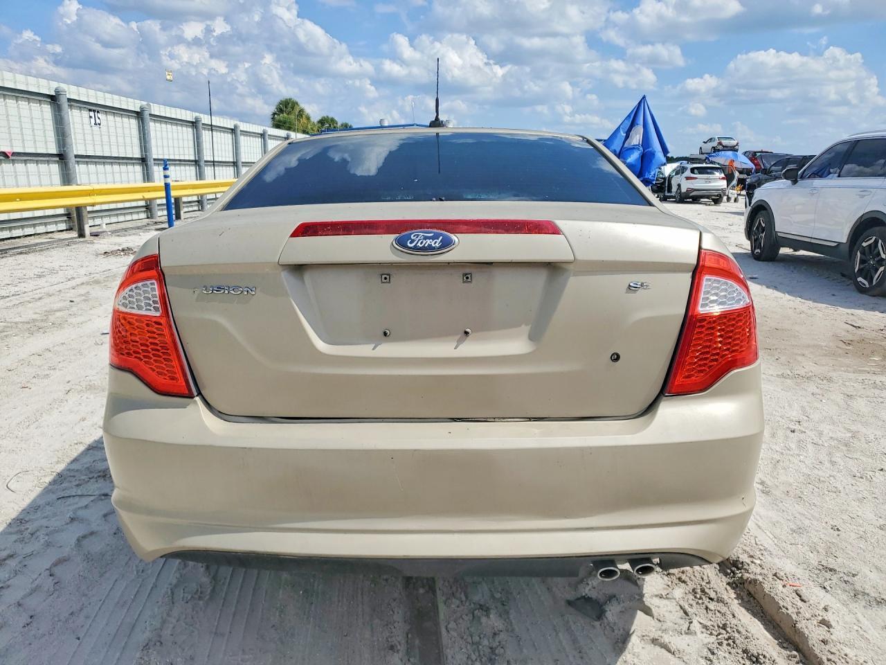3FAHP0HA5AR431646 2010 FORD FUSION photo no. 6