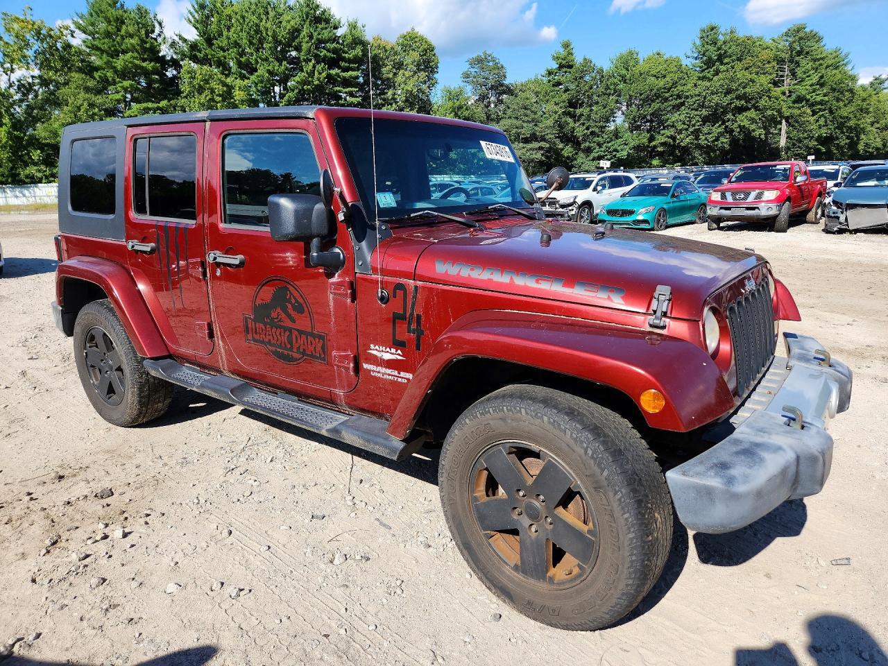 2009 JEEP WRANGLER UNLIMITED SAHARA — Фото 4 из 13