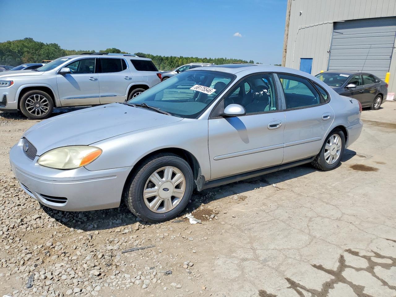 2005 FORD TAURUS 1FAFP56215A232352