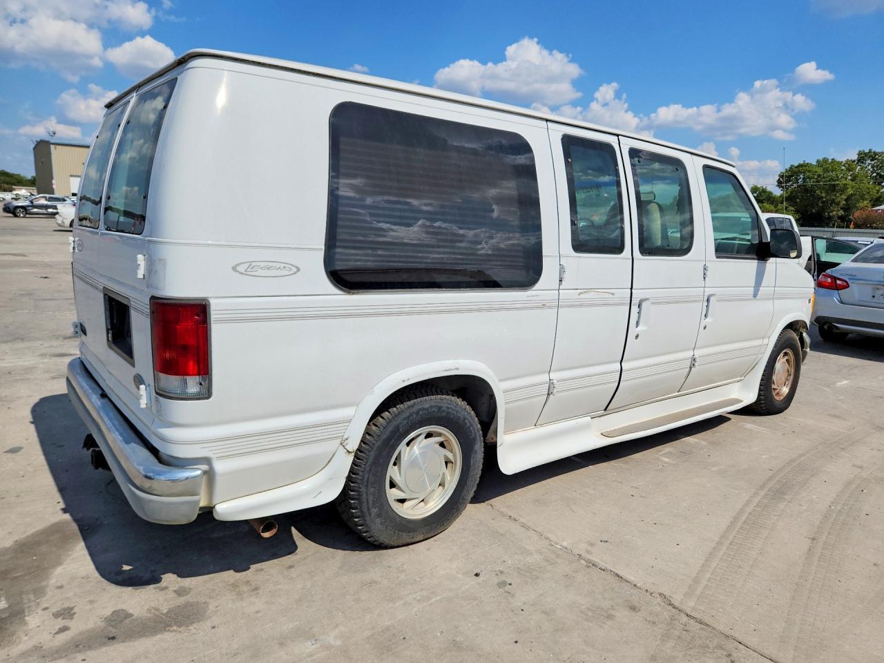 1FDRE14W2YHC07270 2000 FORD ECONOLINE photo no. 3