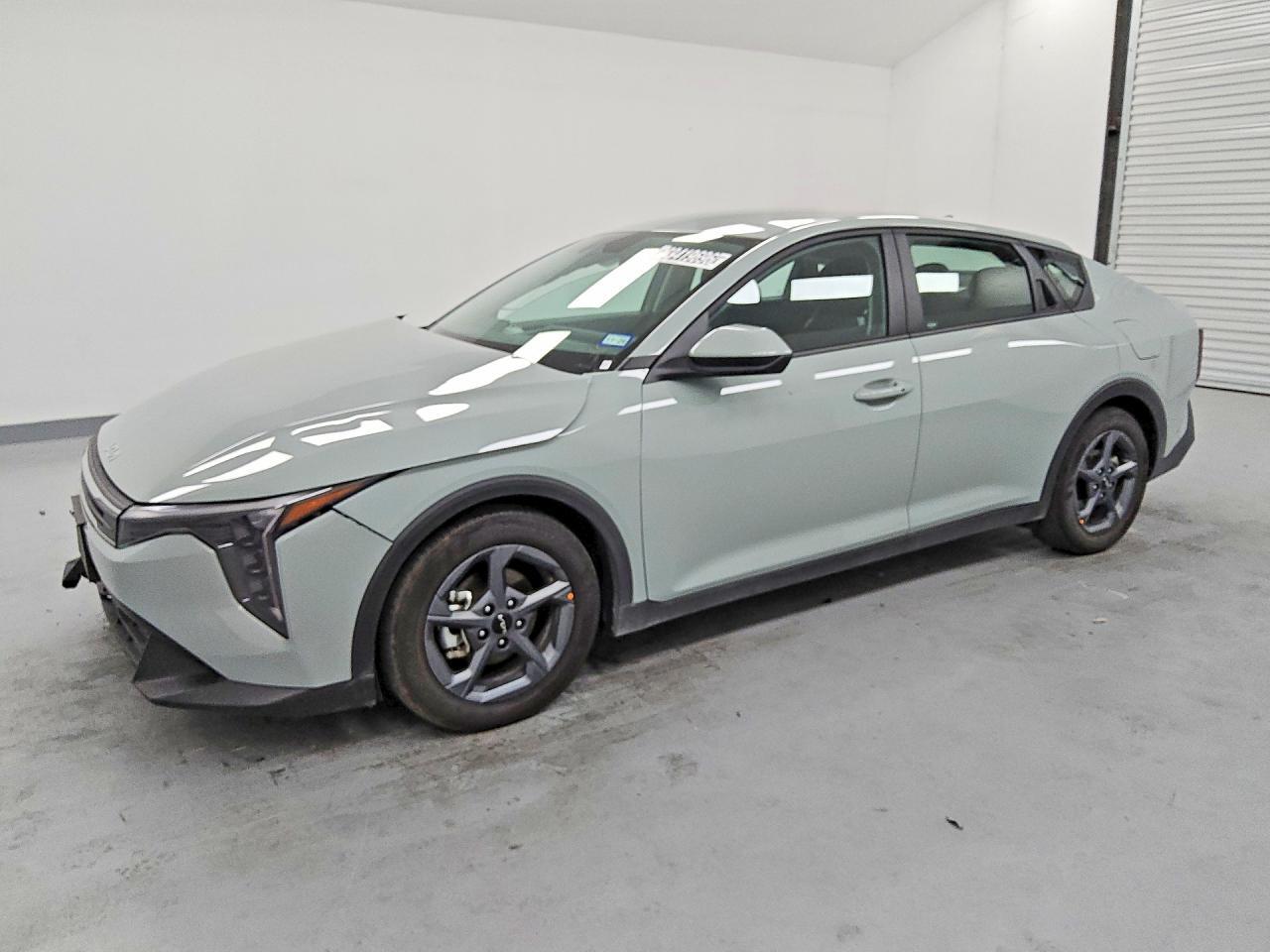 2026 KIA K4 3KPFT4DE3TE257373