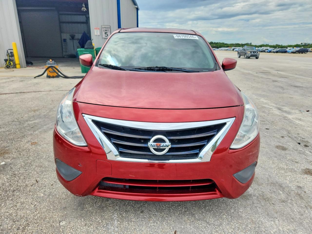 3N1CN7AP3HL862214 2017 NISSAN VERSA photo no. 5
