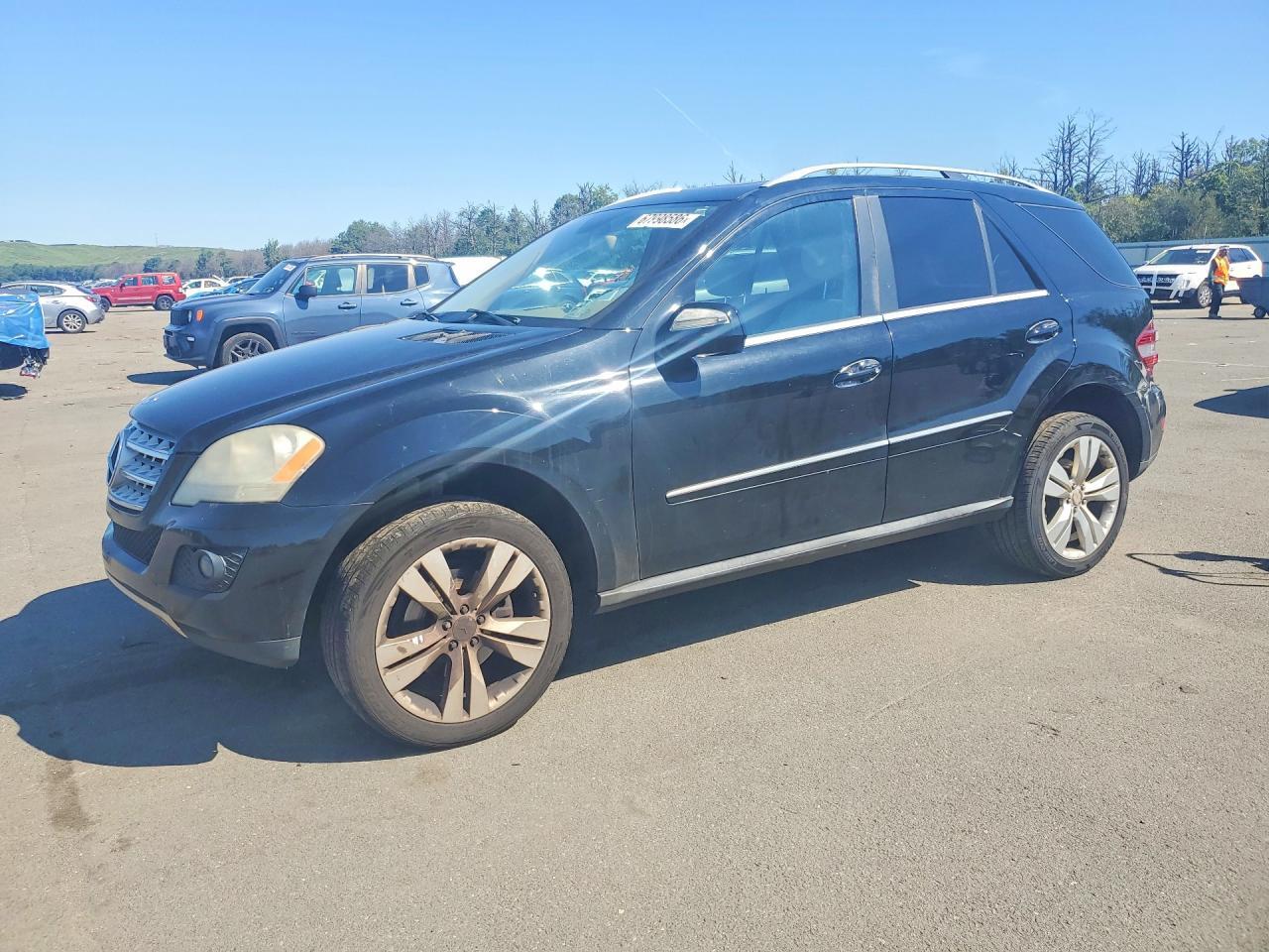 2010 MERCEDES-BENZ ML 4JGBB8GB8AA578511