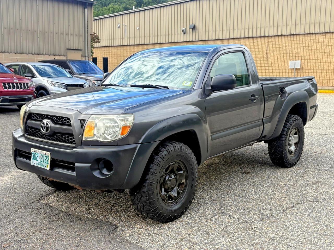 2011 TOYOTA TACOMA BASE — Фото 2 из 10
