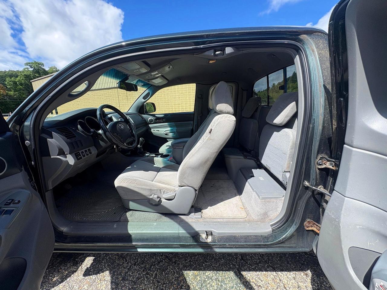 2011 TOYOTA TACOMA BASE — Фото 6 из 10