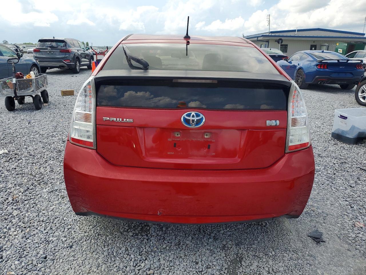 2010 TOYOTA PRIUS II — Фото 6 из 12